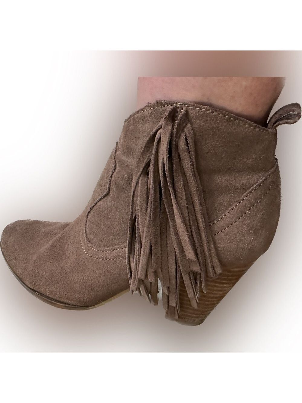 STEVE MADDEN Tan Fringed heeled ankle booties suede leather western size 7.5 - Picture 4 of 16